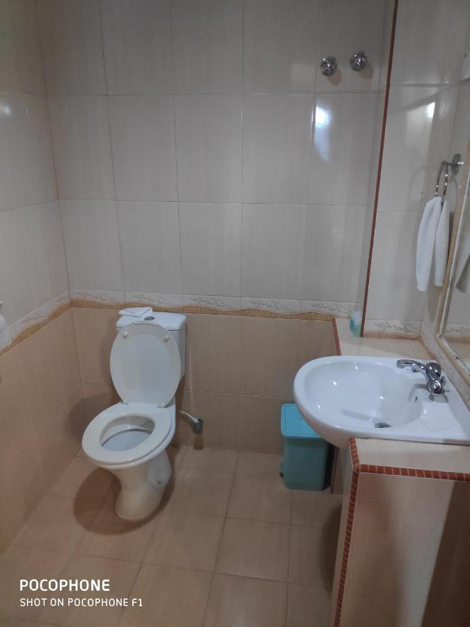 Flora Place Hotel Kota Bharu Ngoại thất bức ảnh