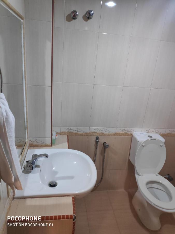 Flora Place Hotel Kota Bharu Ngoại thất bức ảnh