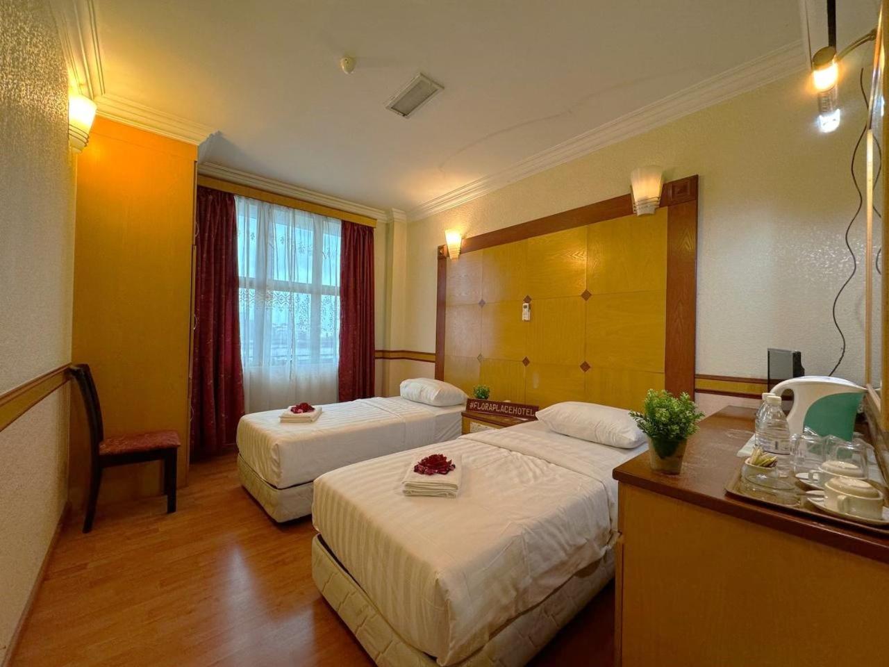 Flora Place Hotel Kota Bharu Ngoại thất bức ảnh