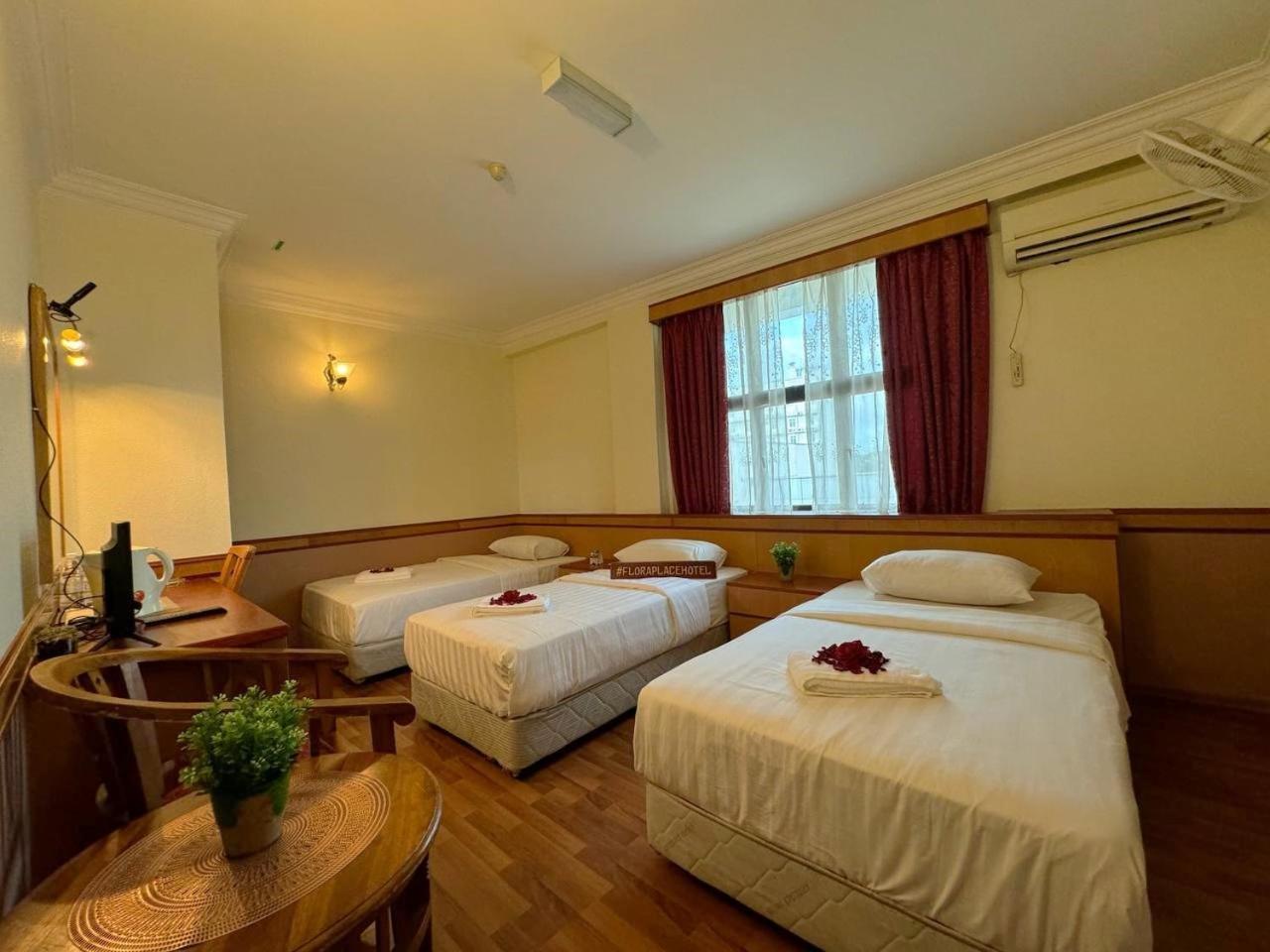 Flora Place Hotel Kota Bharu Ngoại thất bức ảnh